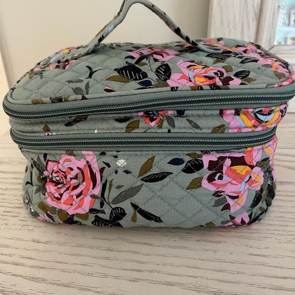 Vera Bradley Brush Up Cosmetic Case